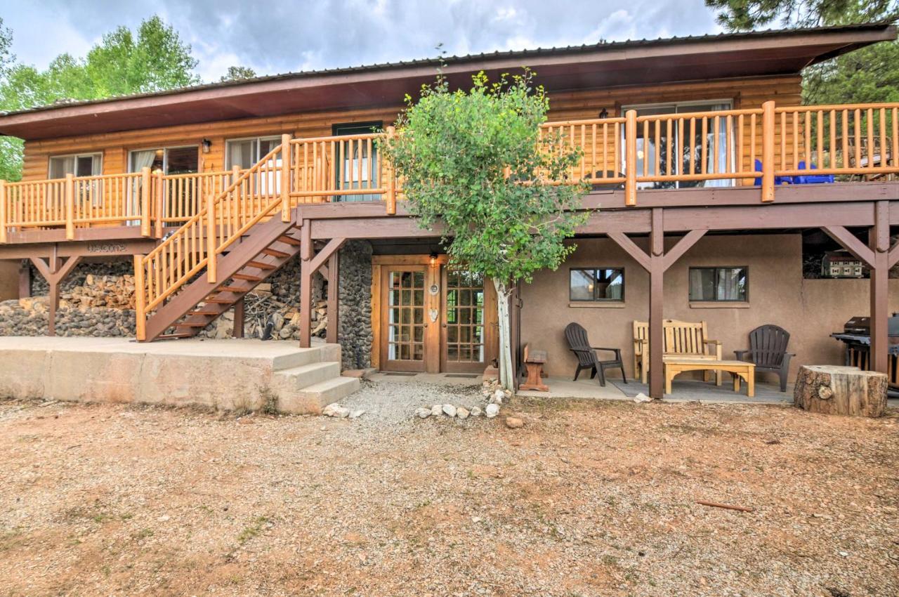 Pet-Friendly Duck Creek Village Retreat With Deck! 외부 사진