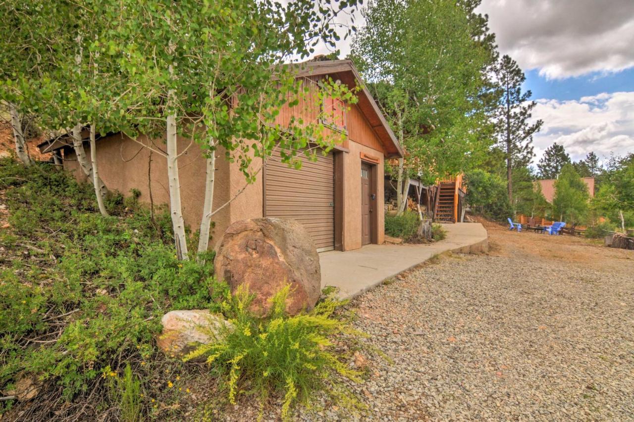 Pet-Friendly Duck Creek Village Retreat With Deck! 외부 사진